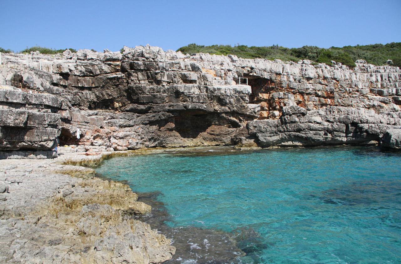 Villa Ariel لوستيكا المظهر الخارجي الصورة