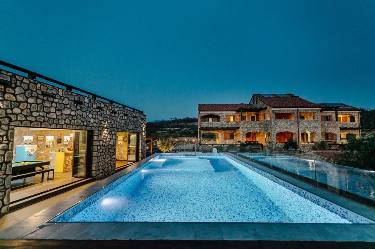 Villa Ariel لوستيكا المظهر الخارجي الصورة