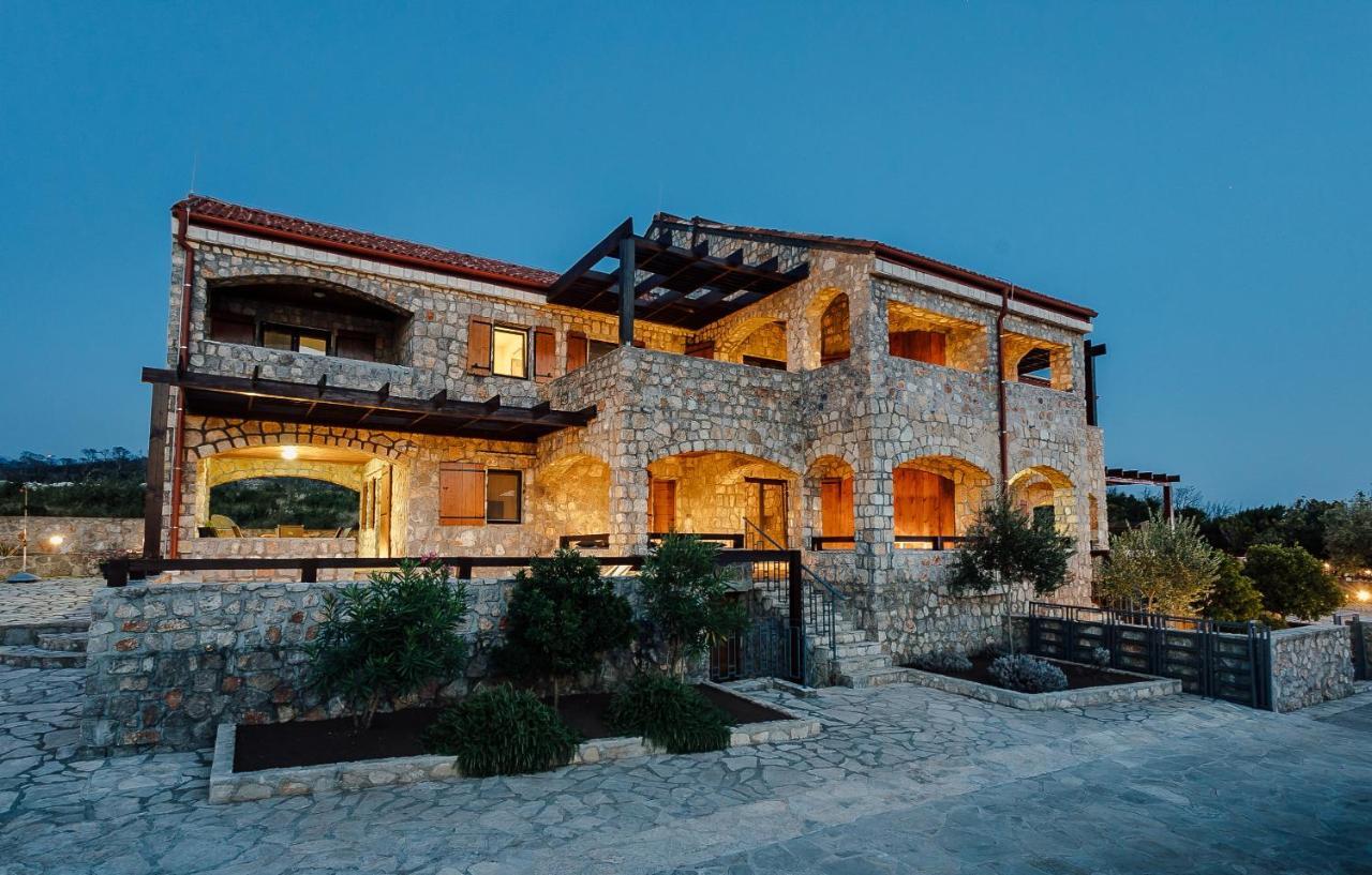 Villa Ariel لوستيكا المظهر الخارجي الصورة