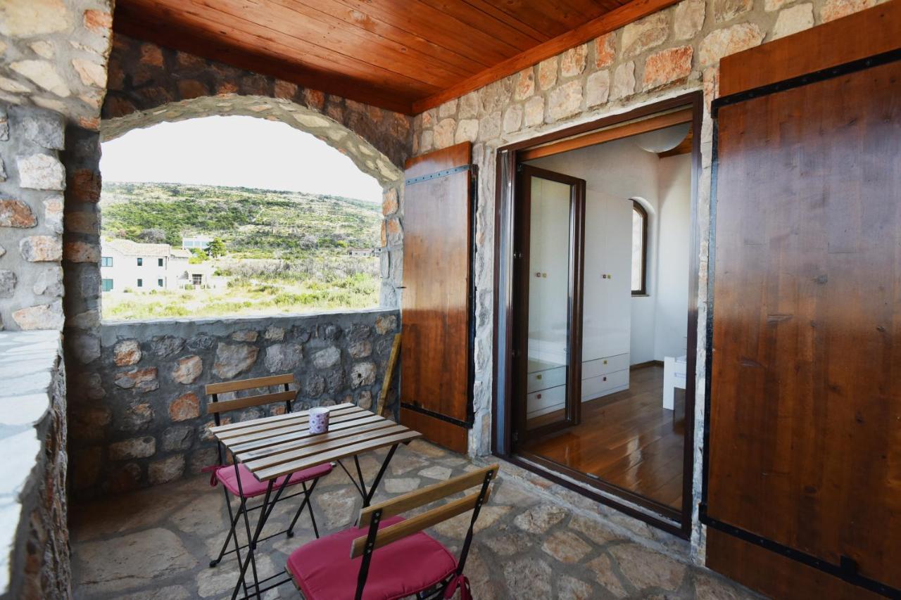 Villa Ariel لوستيكا المظهر الخارجي الصورة